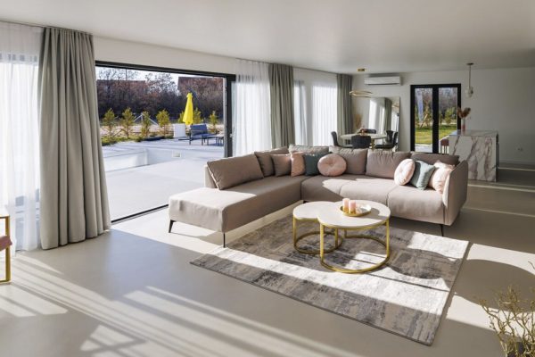 microcement-villasrent_cemher-15 Cemher® is a manufacturer of microcement, leaders in innovation launching microcements with unique properties to the market.