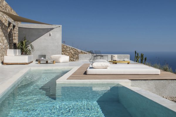 microcement-mountains_cemher-03 Cemher® is a manufacturer of microcement, leaders in innovation launching microcements with unique properties to the market.