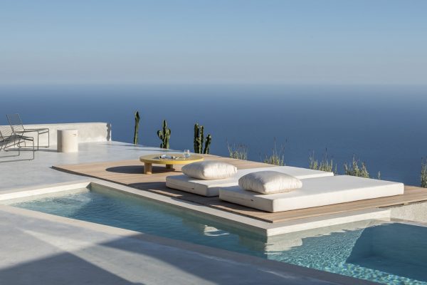 microcement-mountains_cemher-08 Cemher® is a manufacturer of microcement, leaders in innovation launching microcements with unique properties to the market.