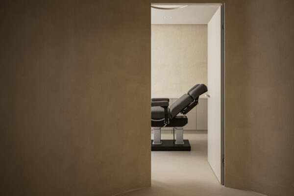 Cemher® is a manufacturer of microcement, leaders in innovation launching microcements with unique properties to the market.