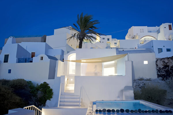 Cemher® is a manufacturer of microcement, leaders in innovation launching microcements with unique properties to the market.