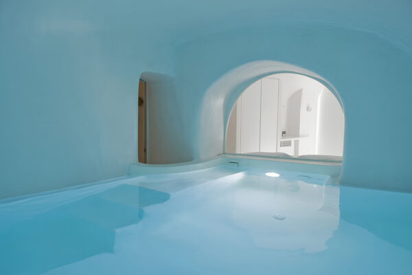 Cemher® is a manufacturer of microcement, leaders in innovation launching microcements with unique properties to the market.