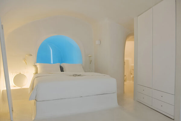 Cemher® is a manufacturer of microcement, leaders in innovation launching microcements with unique properties to the market.