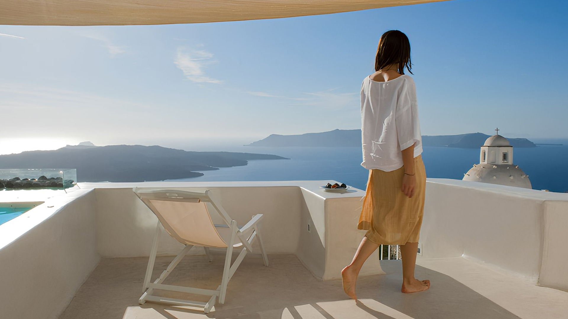 MICROCEMENT HOUSE IN FIRA